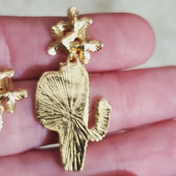 Sloth cactus enamel 18k real gold plated earrings handmade stud dangle artisan - Picture 3 of 11